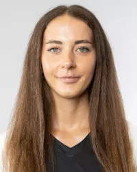 Kinga Ziolkowska Headshot