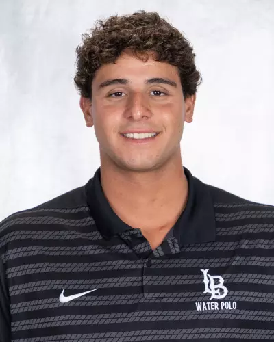 Artur Diaz Headshot