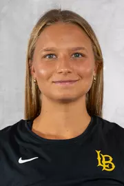 Thea Jagare Headshot