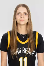 Lara Perian Headshot