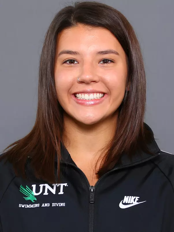 Olivia Dollar_Headshot_2020