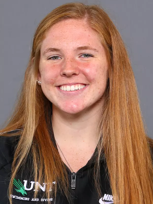 Isabelle Holbrook_Headshot_2020