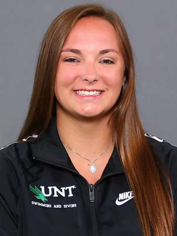 Jenny Holwell_Headshot_2020