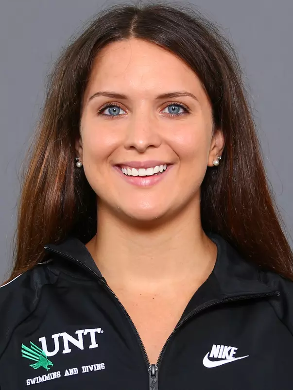 Alvena Walpole_Headshot_2020