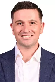 Luke Della