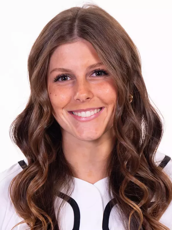 Elizabeth Andrews 2026