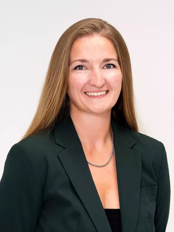 Mia Gallo Headshot