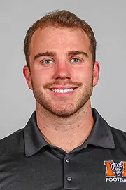 Chris Headshot