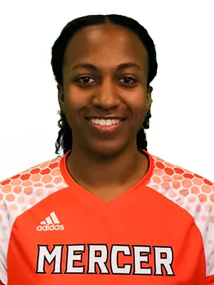 Aliah head shot