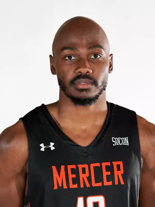 Caleb Hunter Headshot