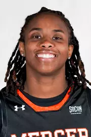 Deja Willliams headshot