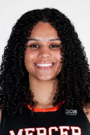 Mackenzie Johnson headshot