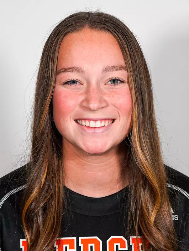 Allie Washington headshot