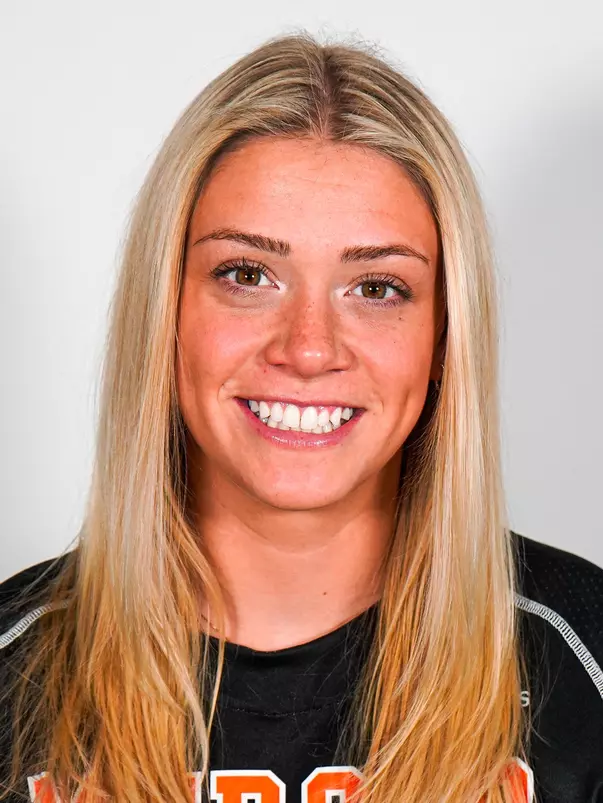 Gabby Brisbin headshot