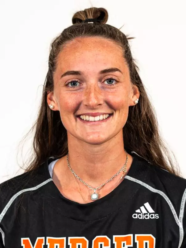 Maddi Koury headshot