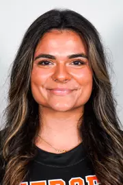 Maria Inacio headshot