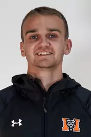 henning kunze headshot