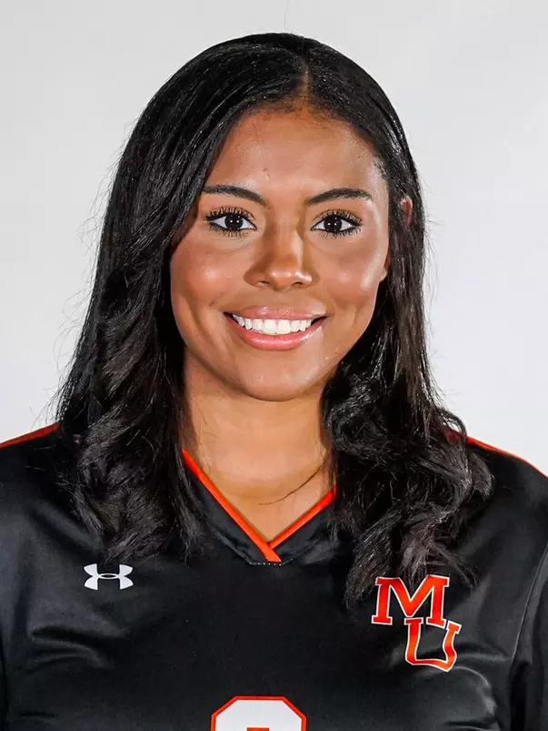 Lana Whitfield headshot