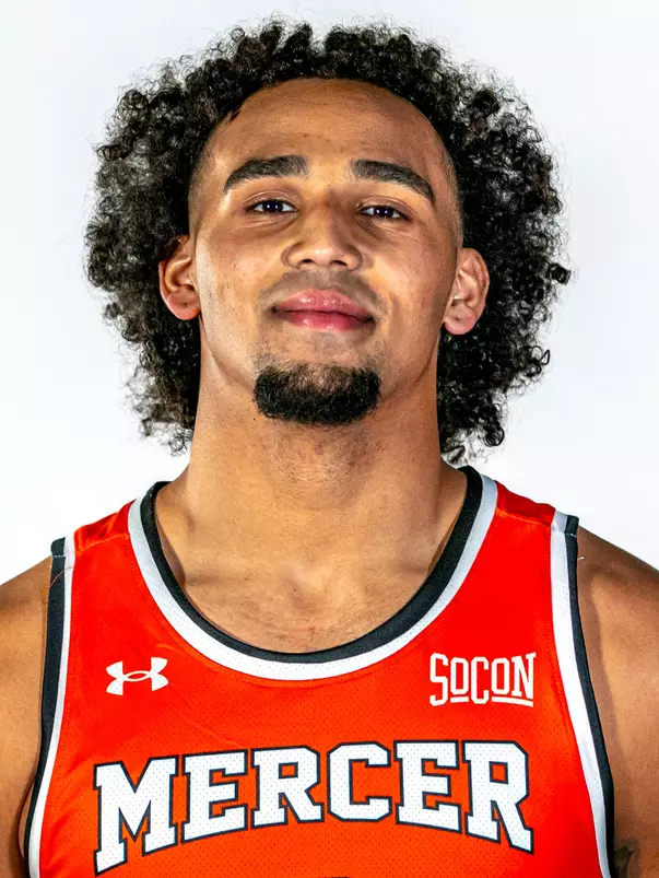 Jah Quinones headshot