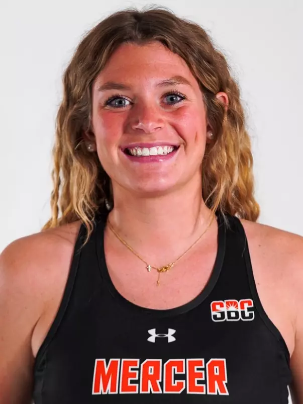 Mary Callahan Headshot 2024