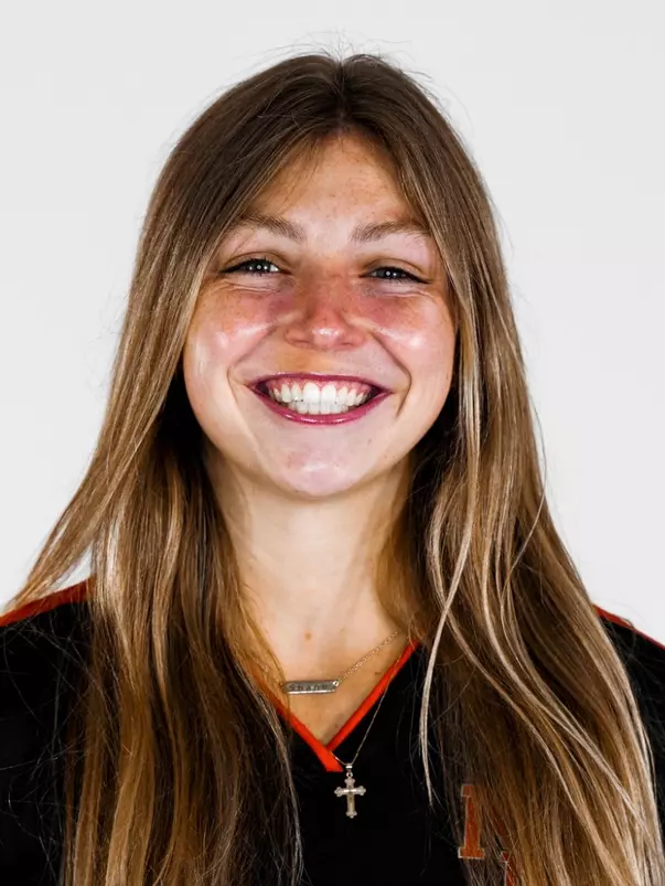 Maggie Rollins headshot