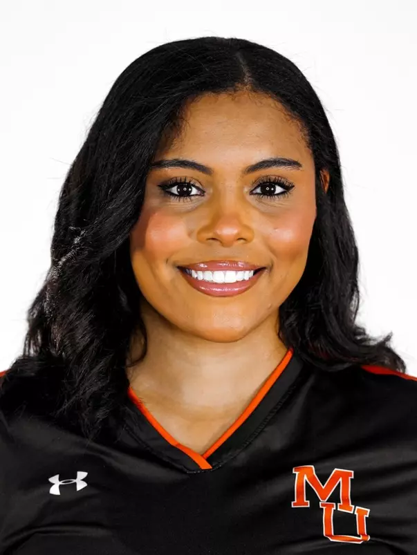 Lana Whitfield headshot
