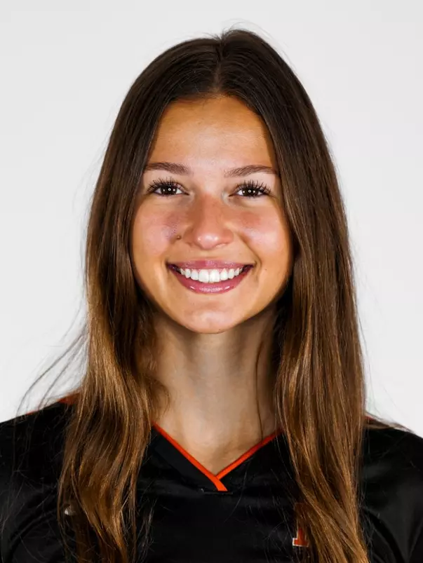 Maria Karipidis headshot