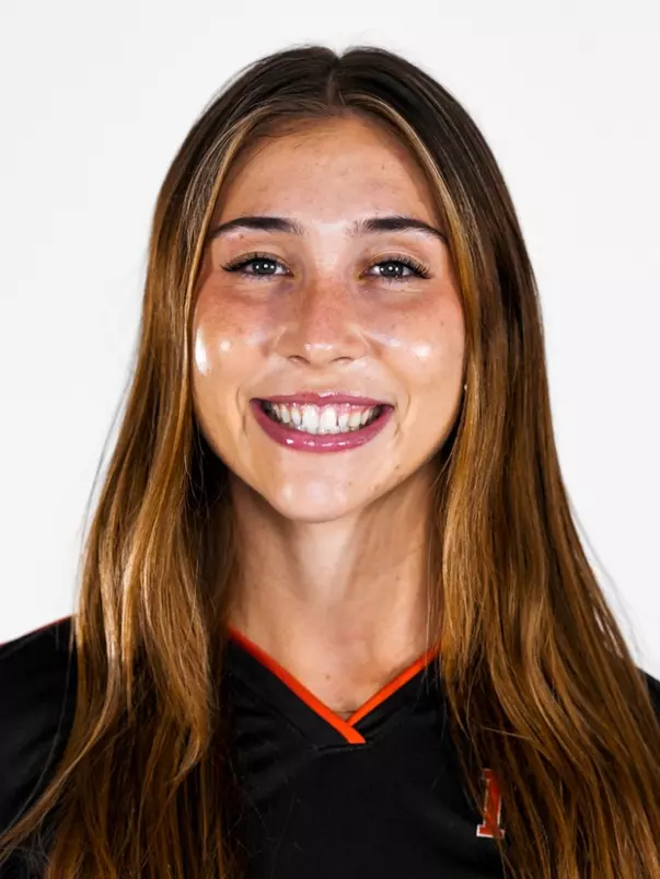 Sara Engels headshot