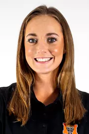 Mikayla Dubnik headshot