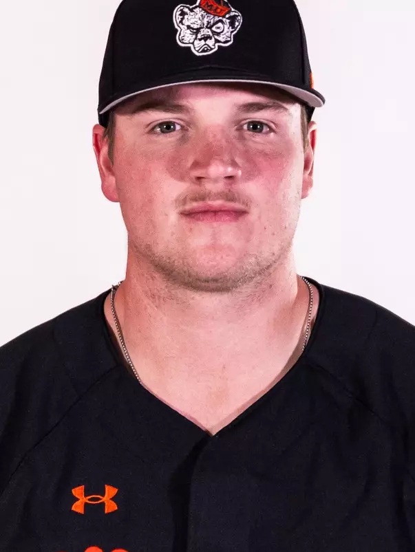 Jess Ackerman 2025 headshot 2