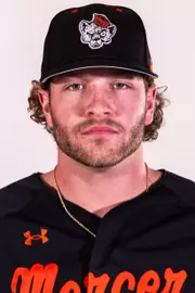 Riley Cruce 2025 headshot