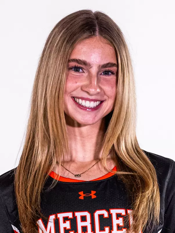 Keira Wallace headshot