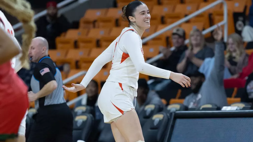 Elena Cabello 12.14.25