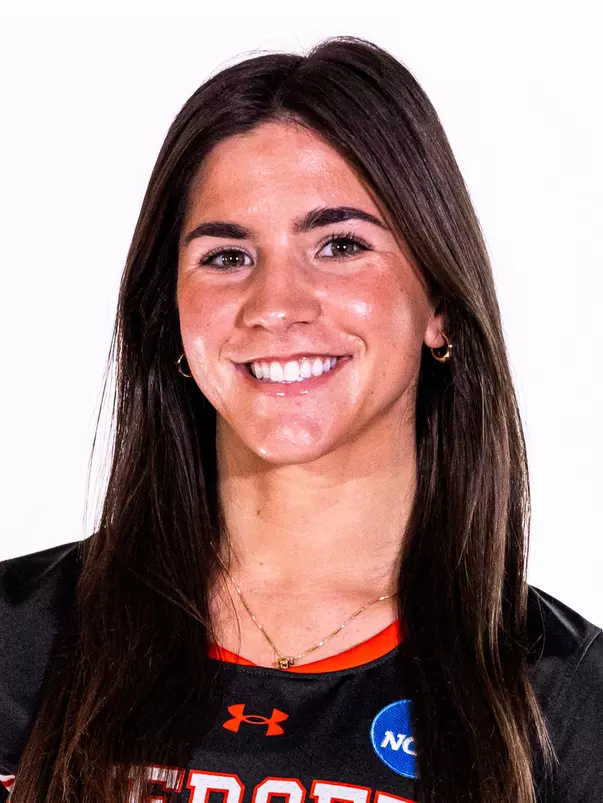 Sami Lowinger headshot