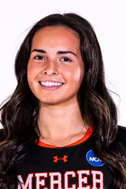 Zoe Alper headshot