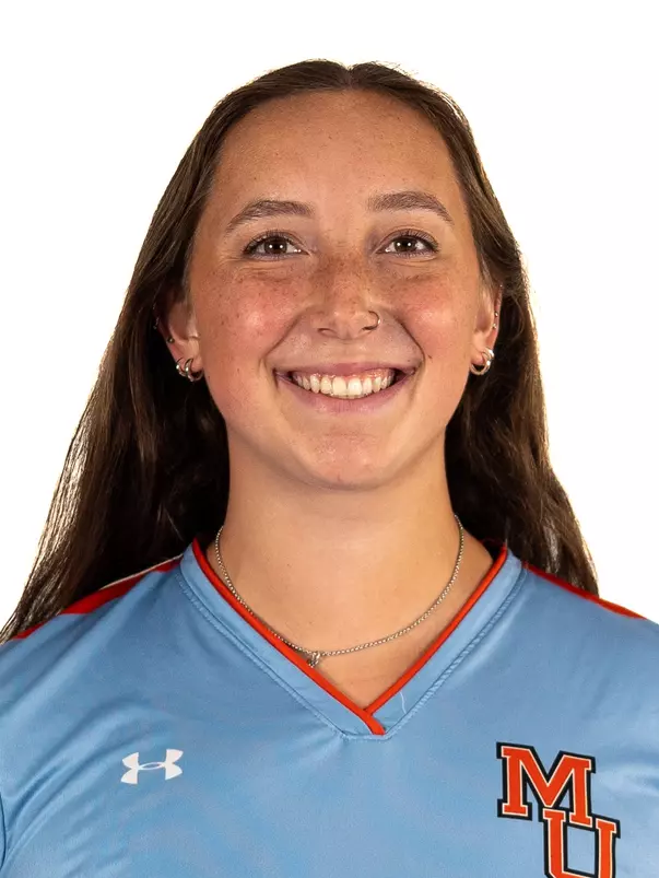 Avery Parker headshot