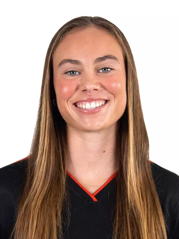 Maya Buhler headshot