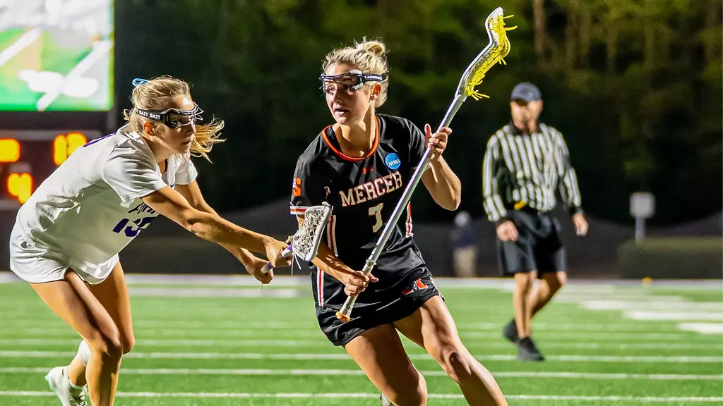 Caroline Glus vs Furman