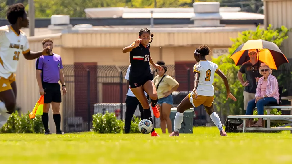 Lena Dykes vs Alabama St