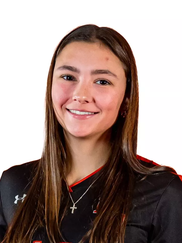Bella DeSantis headshot