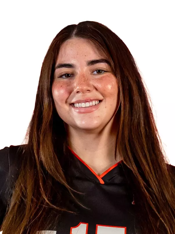 Kiki Mesa headshot 2