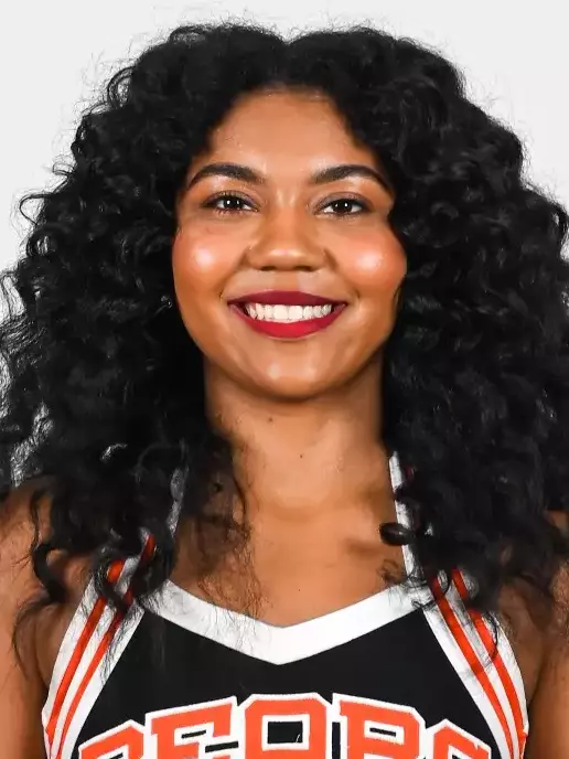 Georgia Grace Taylor 2026-27 Headshot