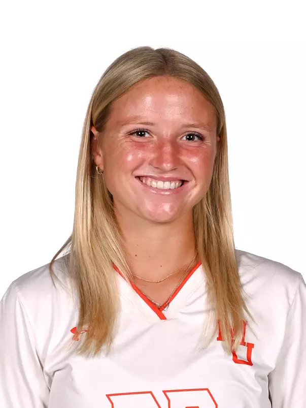 Karlie Dell headshot