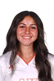 Leah Gionta headshot