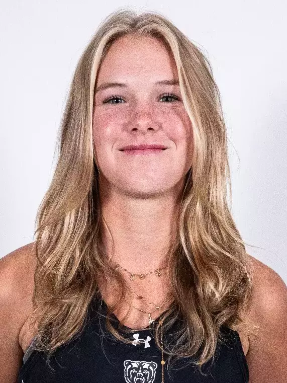 Manon Rosa-Dubreuil 2026-27 Headshot