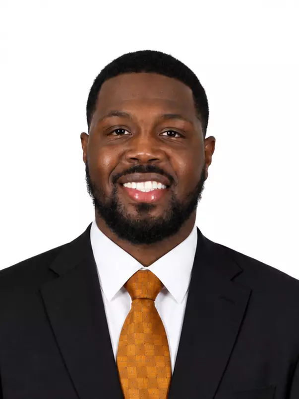 Nashad Mackey headshot