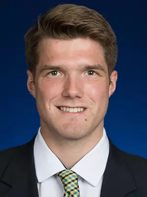 19-20 IHM Winborg Headshot