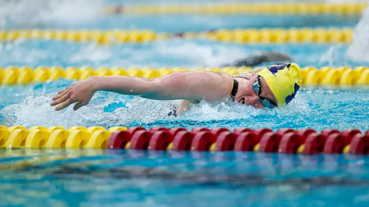 Olivia Carter: Women's Swimming's High Flying Star