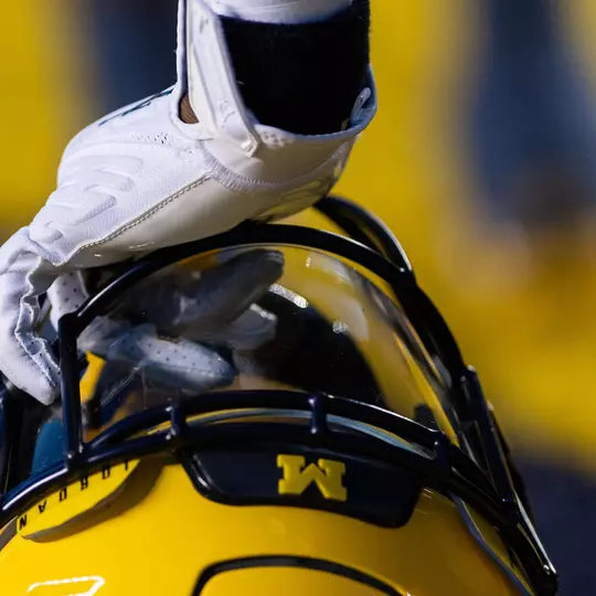 Football gloves helmet nike generic