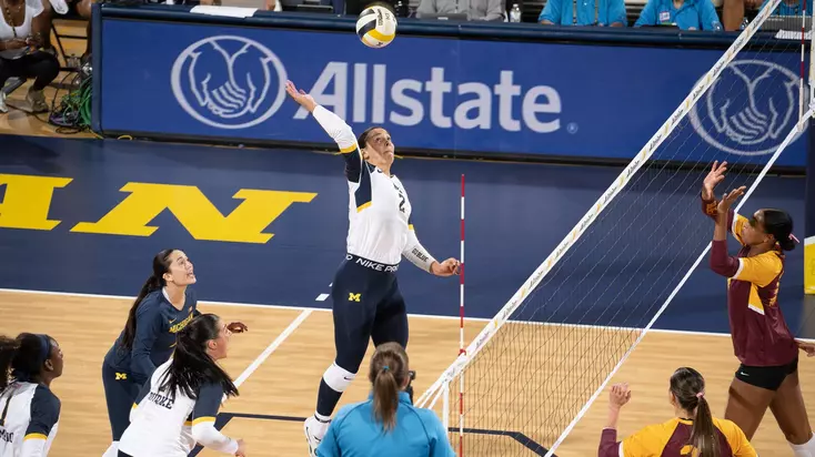 Volleyball Highlights vs. Minnesota (Oct. 1)
